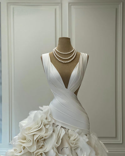 Luxury Rhinestone Ruffle Crystal Wedding Gown 2