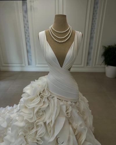 Luxury Rhinestone Ruffle Crystal Wedding Gown 2