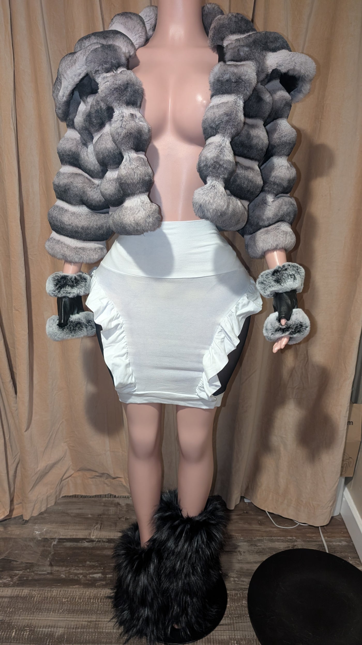 Chinchilla Crop Fluffy Faux Jacket (Ready to Ship)