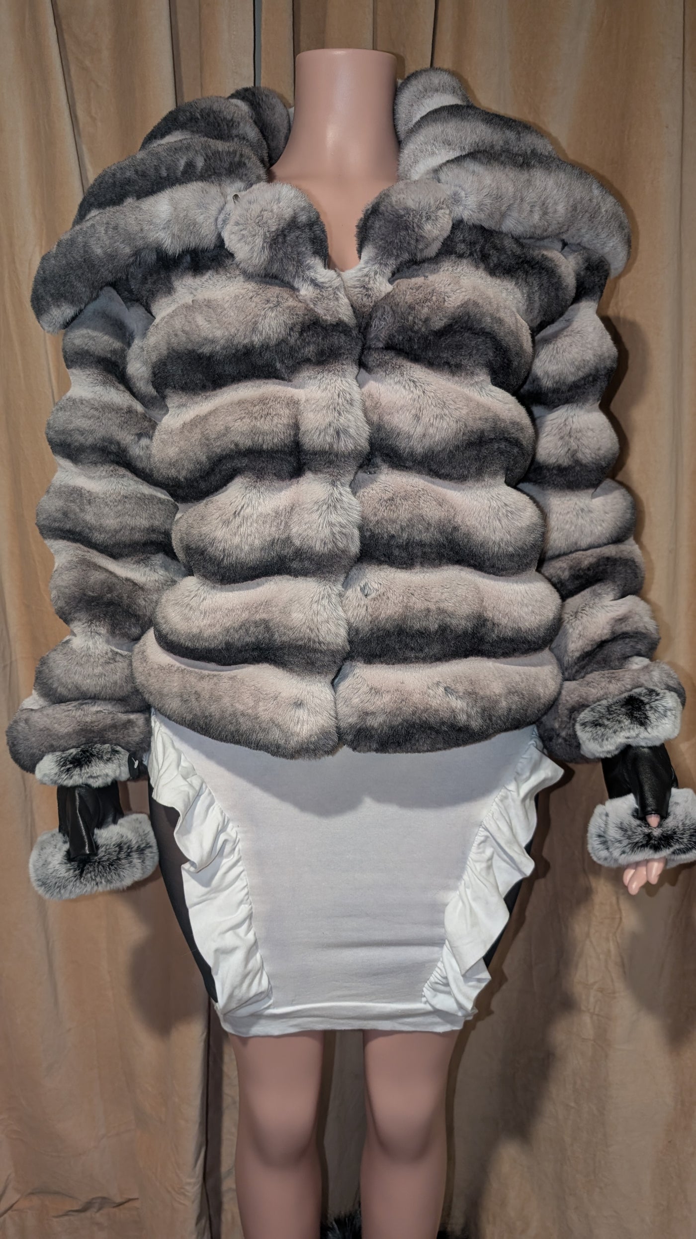 Chinchilla Crop Fluffy Faux Jacket (Ready to Ship)