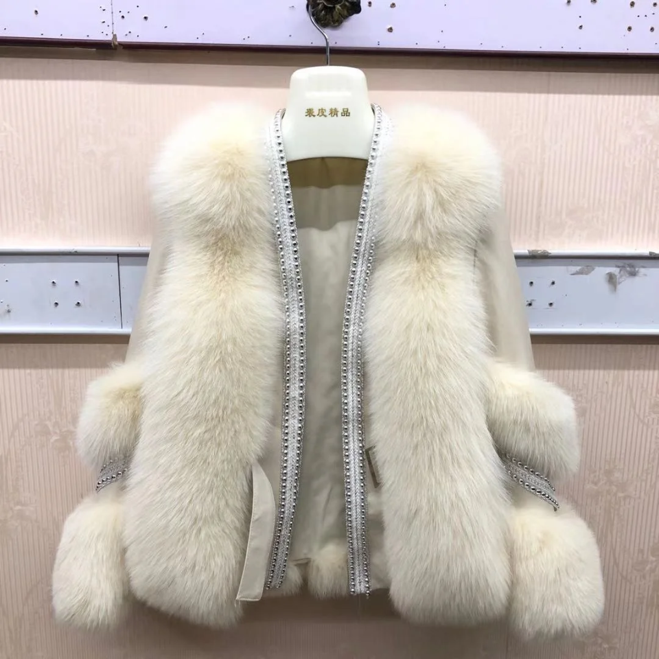 Detailed Faux Fluffy Fur Hip Jacket.