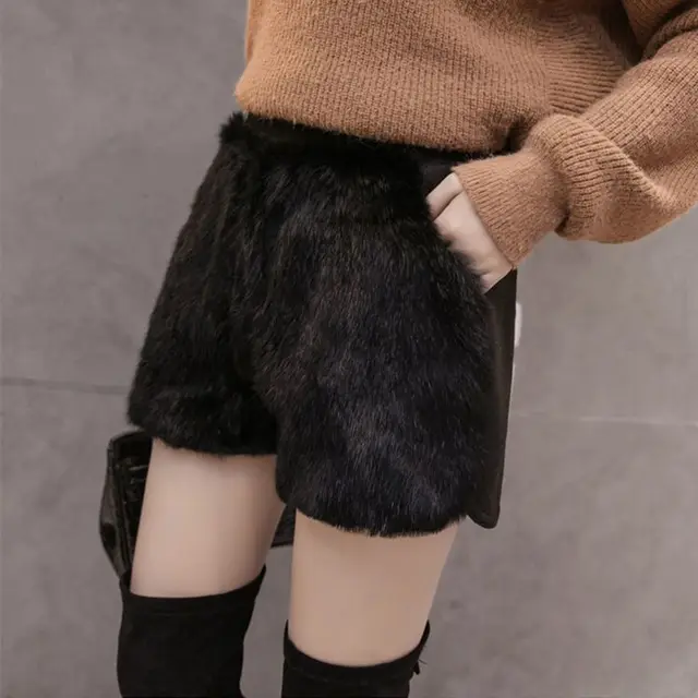 Faux Fur Shorts (Ready to Ship)