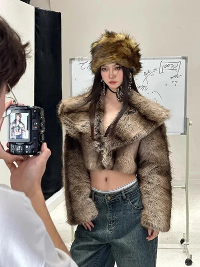 Cropped Faux Big Collar Fur Jacket- Prima Dons and Donnas