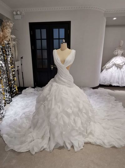 Luxury Rhinestone Ruffle Crystal Wedding Gown 2
