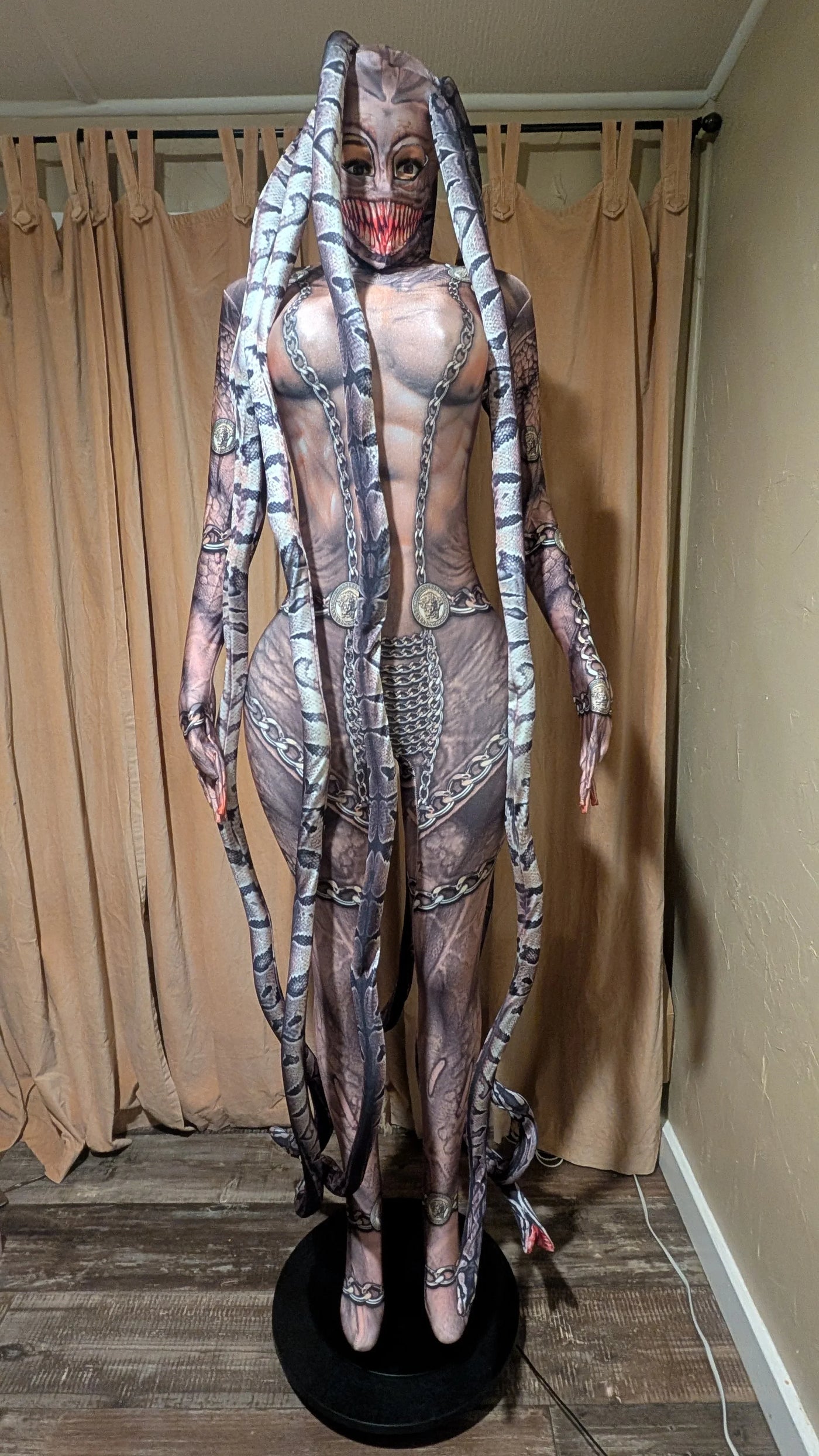 Monster Costume – Creepy Halloween Mask With Bioluminescent Tentacles-(Ready to Ship)